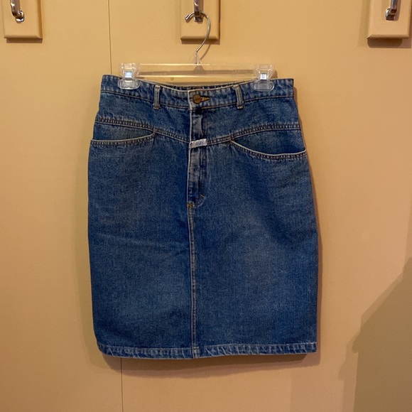 Vintage stone washed denim a-line skirt by Marithe Francois Girbault. - Picture 2 of 10